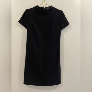 Theory Short Sleeved Black Dress Size 0 Pockets